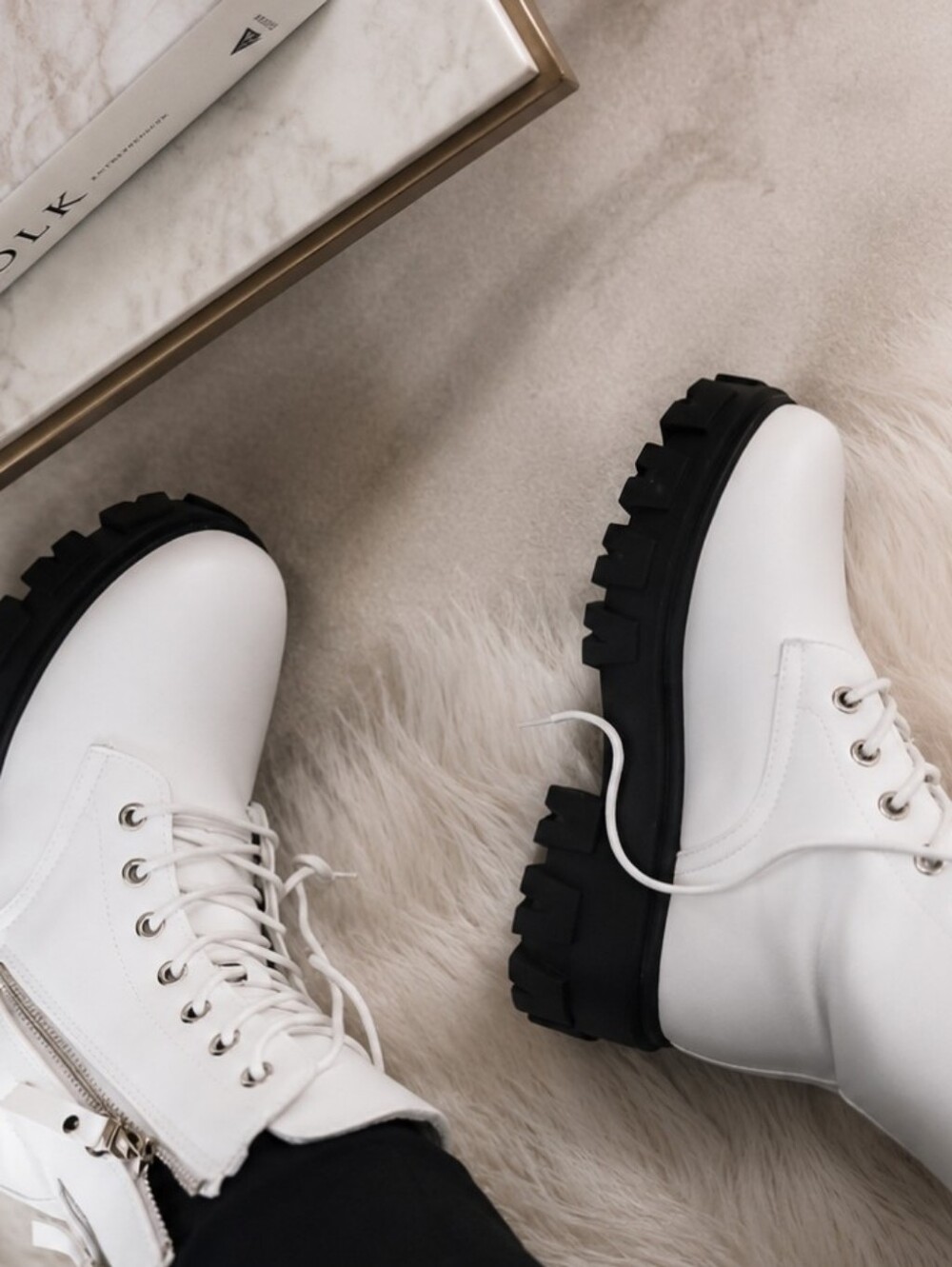 Just In 🖤 Valeska Military White boots - Picture 4 of 8